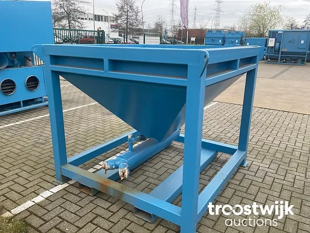 Plaatstalen zandtrechter - afbeelding 4 van  5