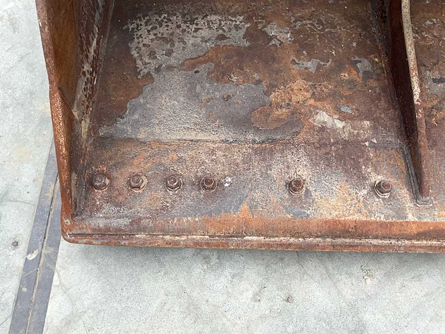 Pladet graafbak 2000mm - afbeelding 9 van  12