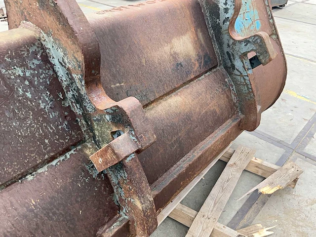 Pladet graafbak 2000mm - afbeelding 12 van  12