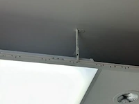Plafond met lampen - afbeelding 2 van  3