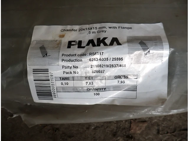 Plaka chamfair - afbeelding 3 van  3