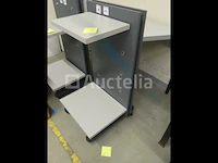 Planken op wielen en trapeziumvormige tafel - afbeelding 1 van  7