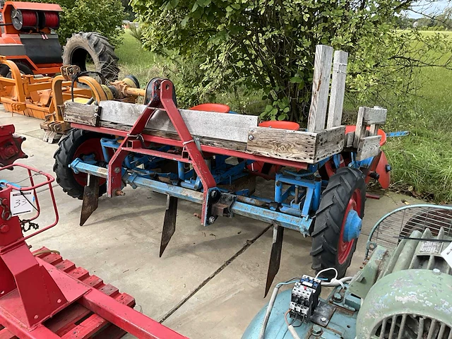 Plantmachine - afbeelding 1 van  10