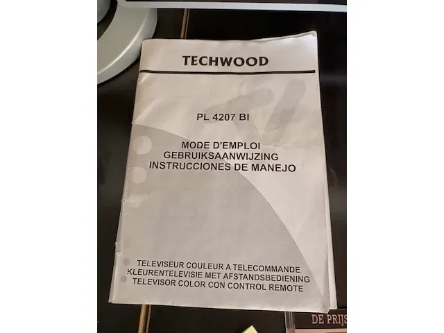 Plasma tv techwood 107 cm met 2 boxen - afbeelding 4 van  4