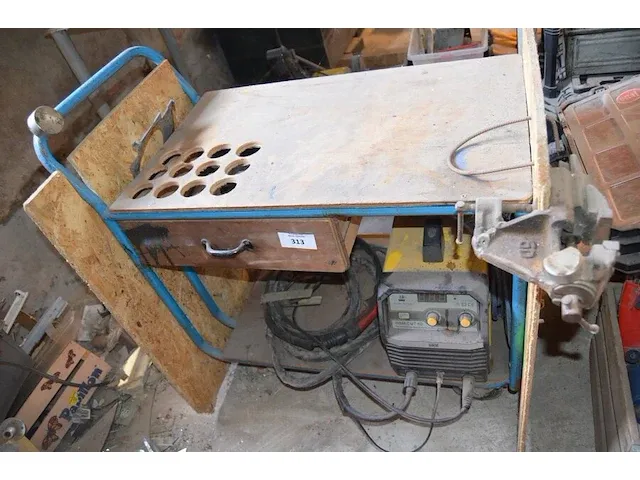 Plasmasnijder hbm cut 60 , metalen kar met lade - afbeelding 1 van  10