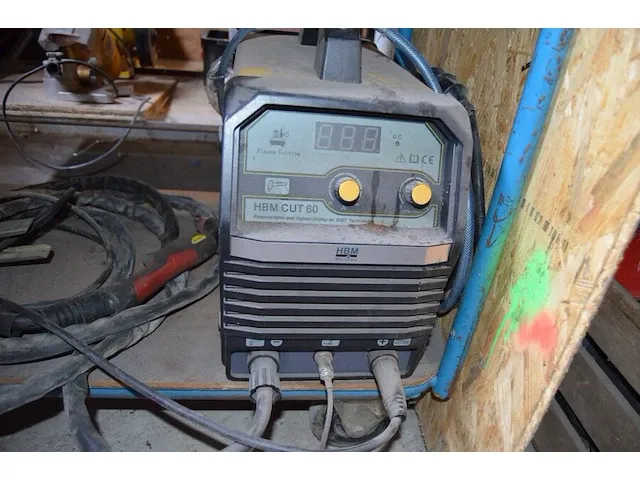 Plasmasnijder hbm cut 60 , metalen kar met lade - afbeelding 7 van  10