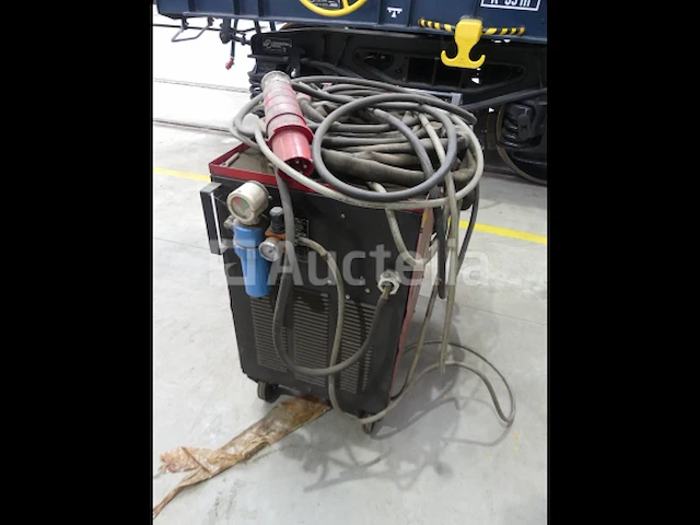 Plasmasnijmachine cebora plasma prof 152 vlamboogregeling - afbeelding 5 van  11