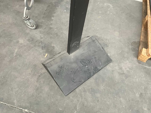 Plasmastatief/tv totem winkler - afbeelding 3 van  5