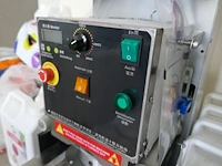 Plastic bekertjes afsluitmachine jiuzhou - afbeelding 4 van  4