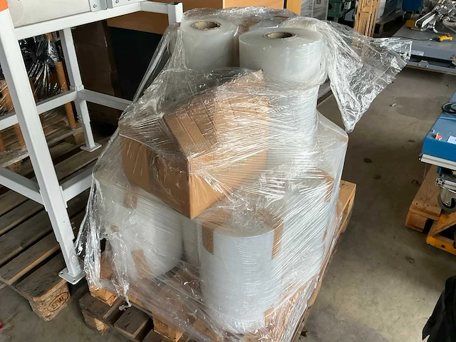 Plastic folierol 50 mic (12x) - afbeelding 4 van  4