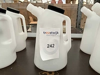 Plastic oliekan,inhoud 2 liter. (2x) - afbeelding 1 van  1