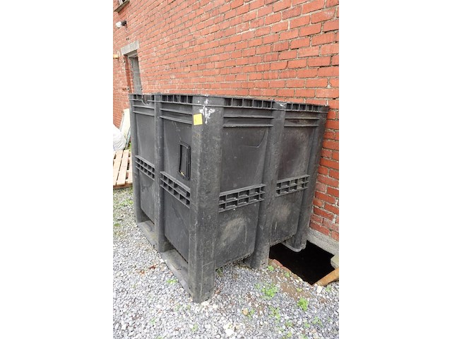 Plastic palletbak - afbeelding 2 van  3