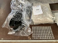 Plastic voorraden. - afbeelding 1 van  1