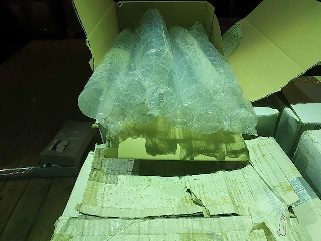Plastic wegwerp drankbeker - afbeelding 5 van  13