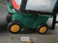 Plastieken kast met inhoud - afbeelding 3 van  4