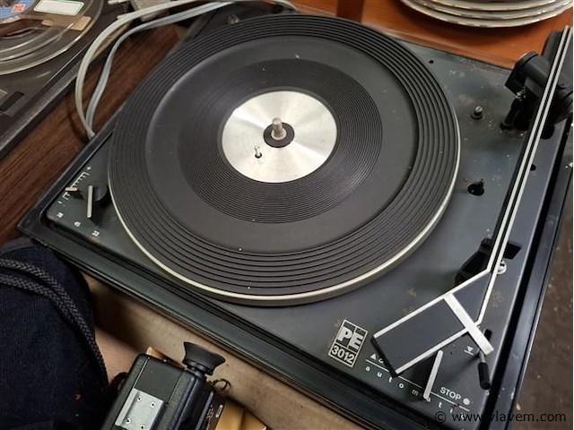 Platenspeler - afbeelding 2 van  2