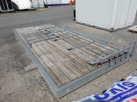 Platform met leuning en steunpalen - afbeelding 6 van  6