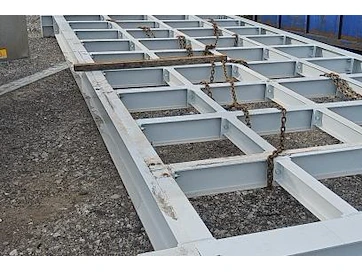 Platform + trappen
