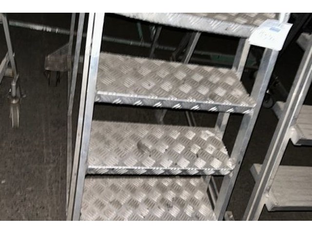 Platformladder, mobiel - afbeelding 3 van  5