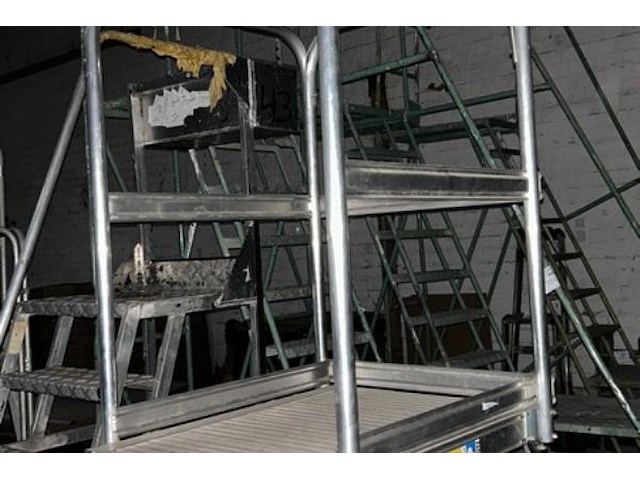 Platformladder, mobiel - afbeelding 2 van  4