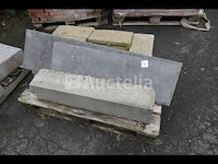 Platte leisteen, betonblokken, hardsteen - afbeelding 10 van  10