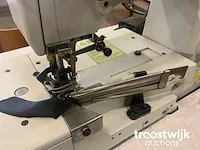 Platte naad naaimachine - afbeelding 4 van  8