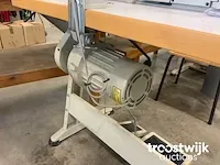 Platte naad naaimachine - afbeelding 6 van  8
