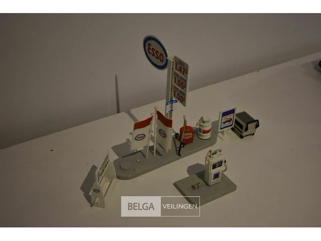 Playmobile retro miniatuur benzine station - afbeelding 1 van  1