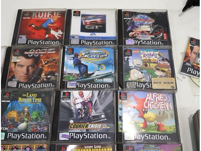 Playstation 1 met spellen (plm 20) - afbeelding 9 van  9