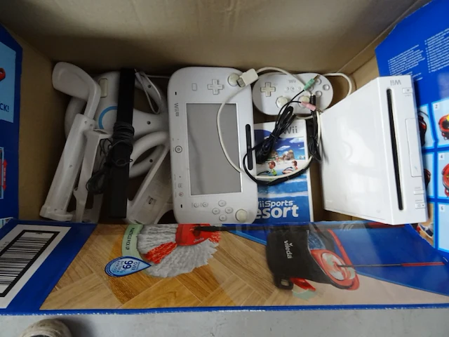 Playstation 2 console + wii console - afbeelding 9 van  16