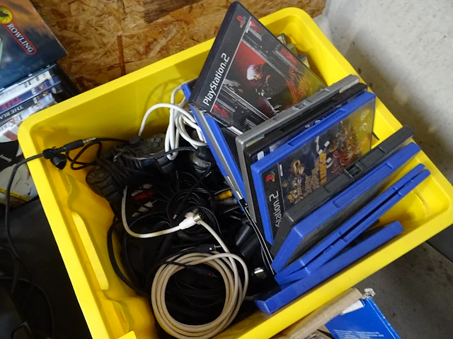Playstation 2 console + wii console - afbeelding 16 van  16