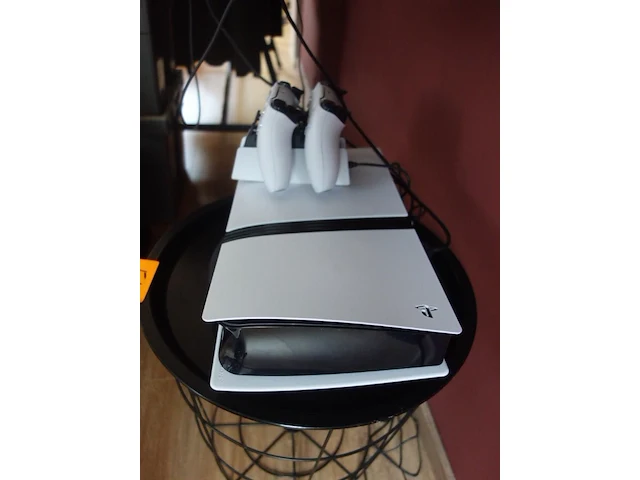Playstation 5 - afbeelding 2 van  2