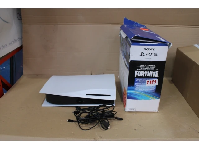 Playstation®5 slim fortnite console - afbeelding 1 van  5