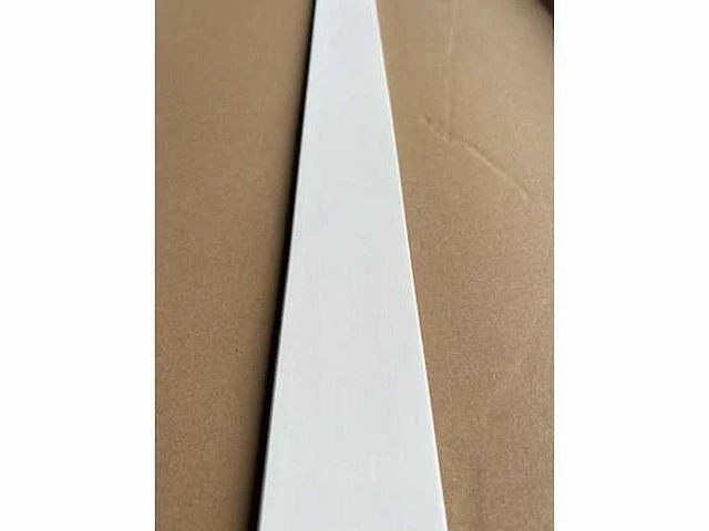 Plint hout 880m - afbeelding 7 van  9