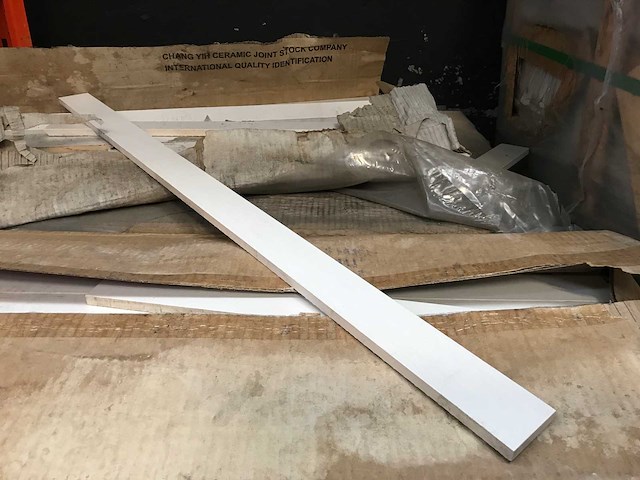 Plinten 1 palet - afbeelding 1 van  3