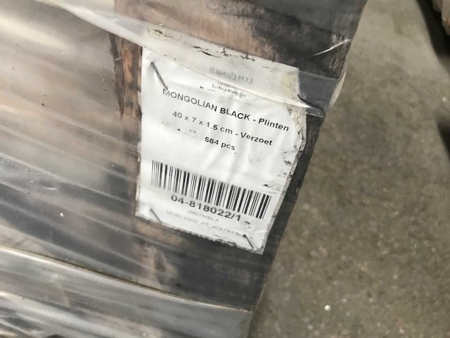Plinten ca. 225lm mongolien black verzoet - afbeelding 3 van  3