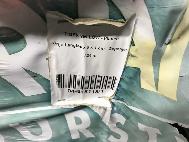 Plinten yellow tiger poli ca 334 lm - afbeelding 3 van  3