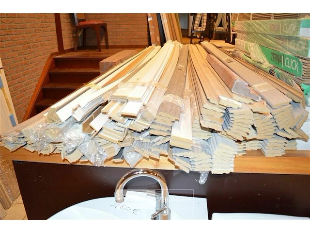 Plinten - afbeelding 1 van  3