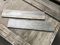 Plinten/muurtegels ca. 359lm - afbeelding 1 van  3