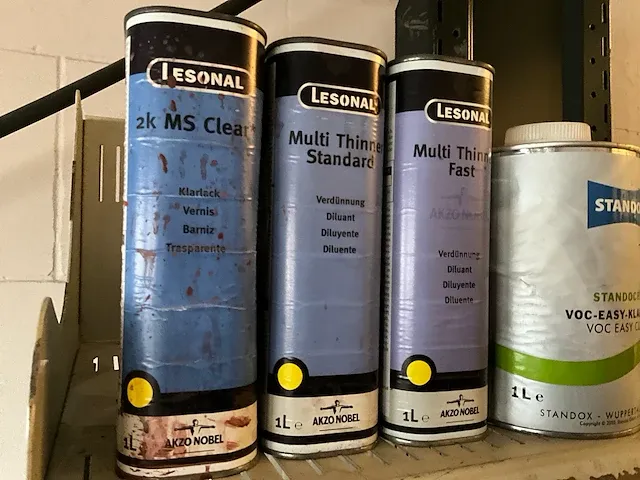 Plm. 10 diverse behandelingsproducten wo thinner, lakken, vernis, enz. - afbeelding 2 van  7