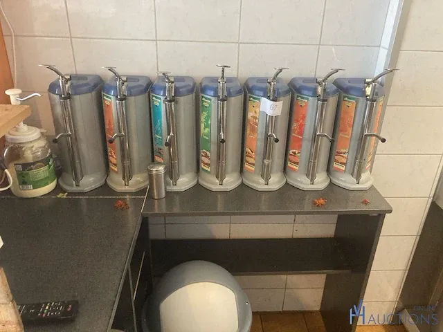 Plm 10 sausdispensers - afbeelding 1 van  2