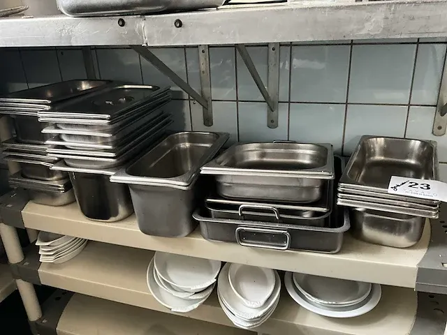Plm 100 diverse rvs gastronorm bakken - afbeelding 1 van  6
