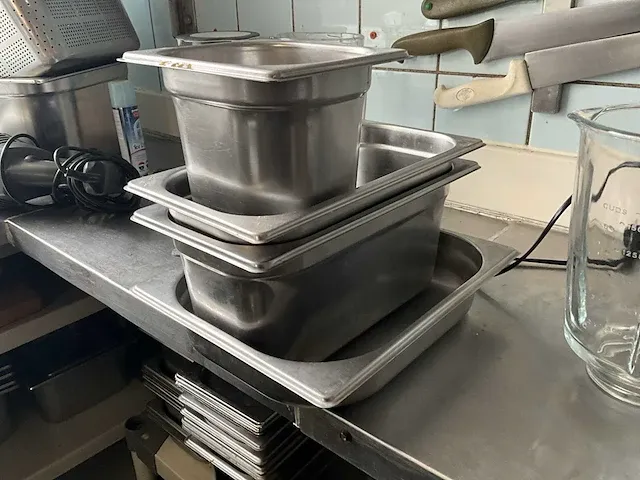Plm 100 diverse rvs gastronorm bakken - afbeelding 2 van  6