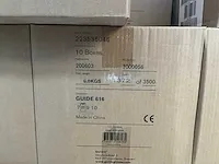 Plm 10000 wegwerphandschoenen merk guide 616 stretch, maat: 8 - afbeelding 3 van  3
