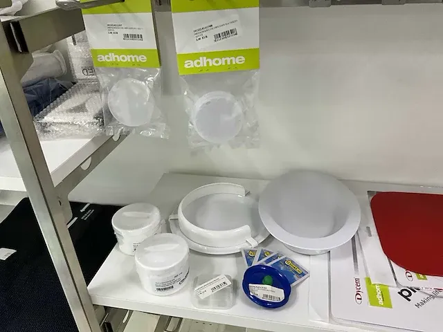Plm 110 diverse medische hulpmiddelen - afbeelding 15 van  32