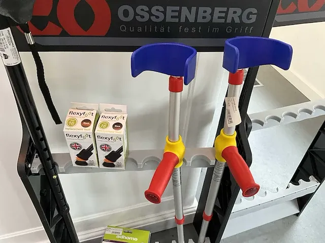 Plm 110 diverse medische hulpmiddelen - afbeelding 26 van  32