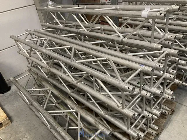 Plm 12 diverse truss baren - afbeelding 2 van  3