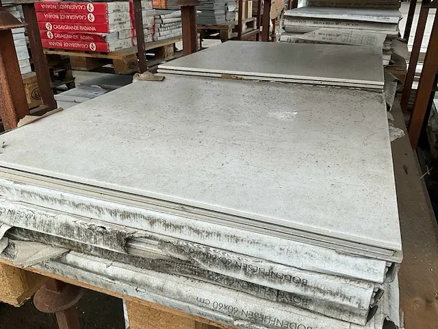 Plm 12,96 m2 porseleinen tegels bodenfliesen 60x60 cm - afbeelding 1 van  5