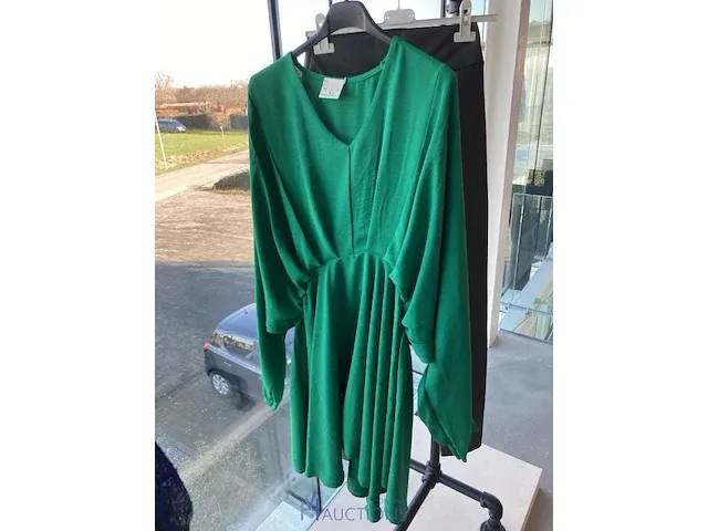 Plm 130 stuks dameskledij may, gold & silver - afbeelding 8 van  12