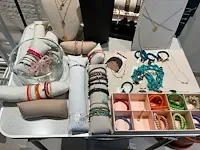 Plm 135 diverse dames sieraden en juwelen - afbeelding 1 van  14